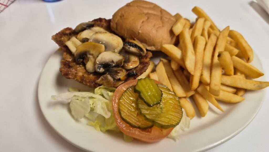 Swift’s Breakfast House photo 3